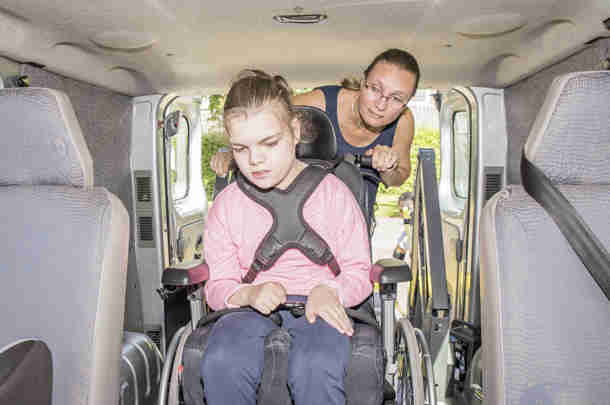 sociaal domein zorg meisje rolstoel